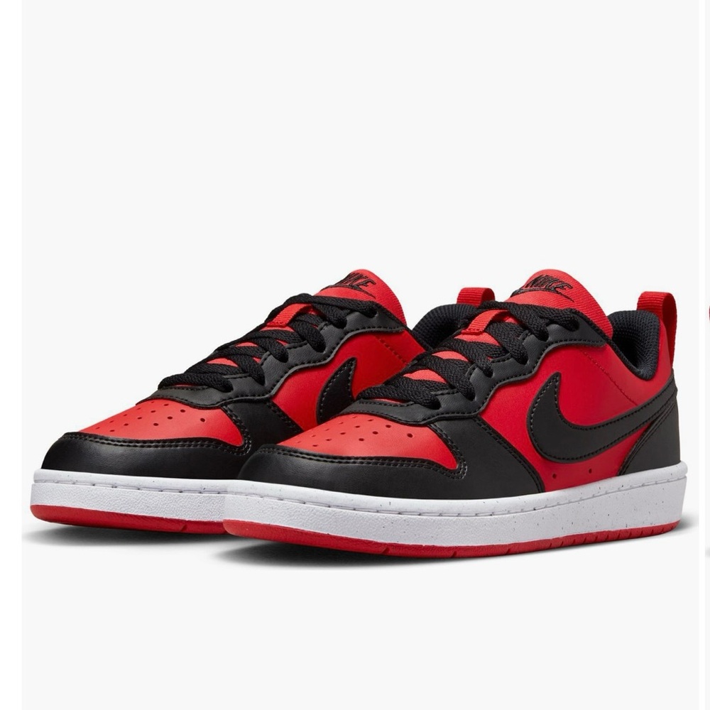 Nike Kids' Court Borough
Low Top Sneaker